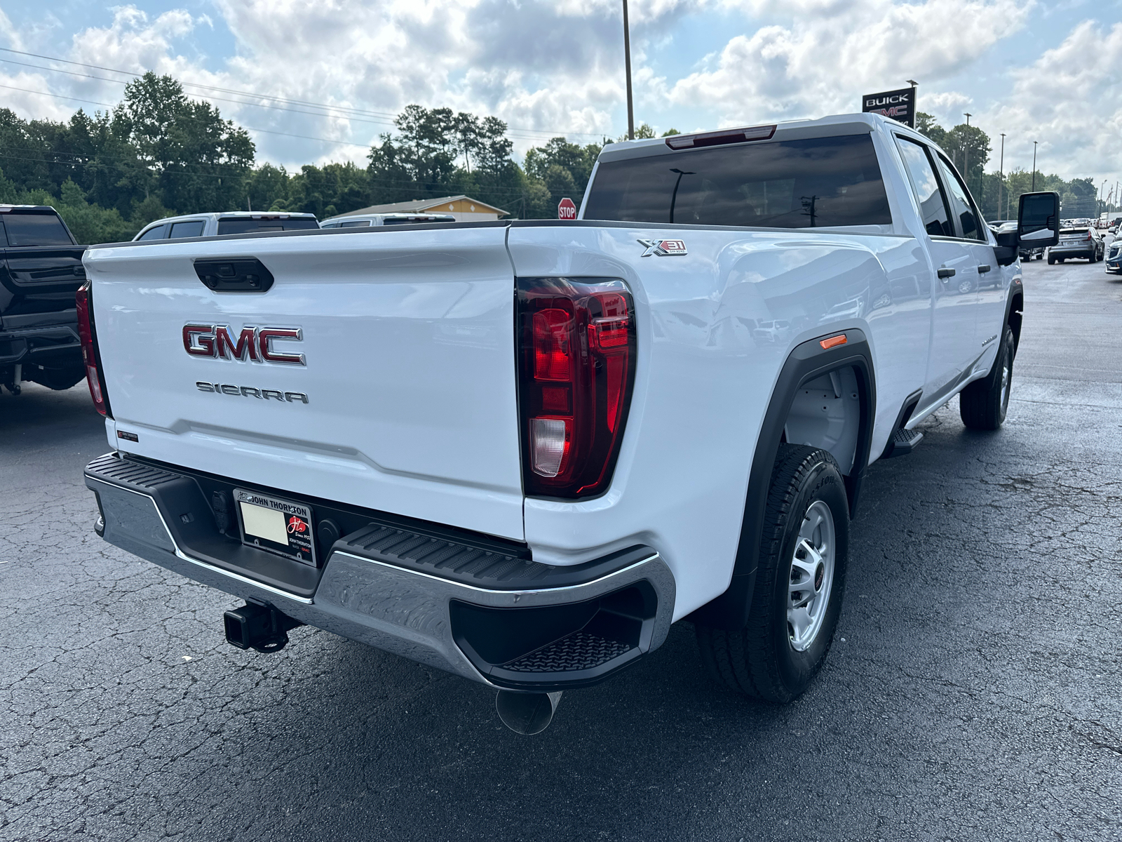 2024 GMC Sierra 2500HD Pro 6