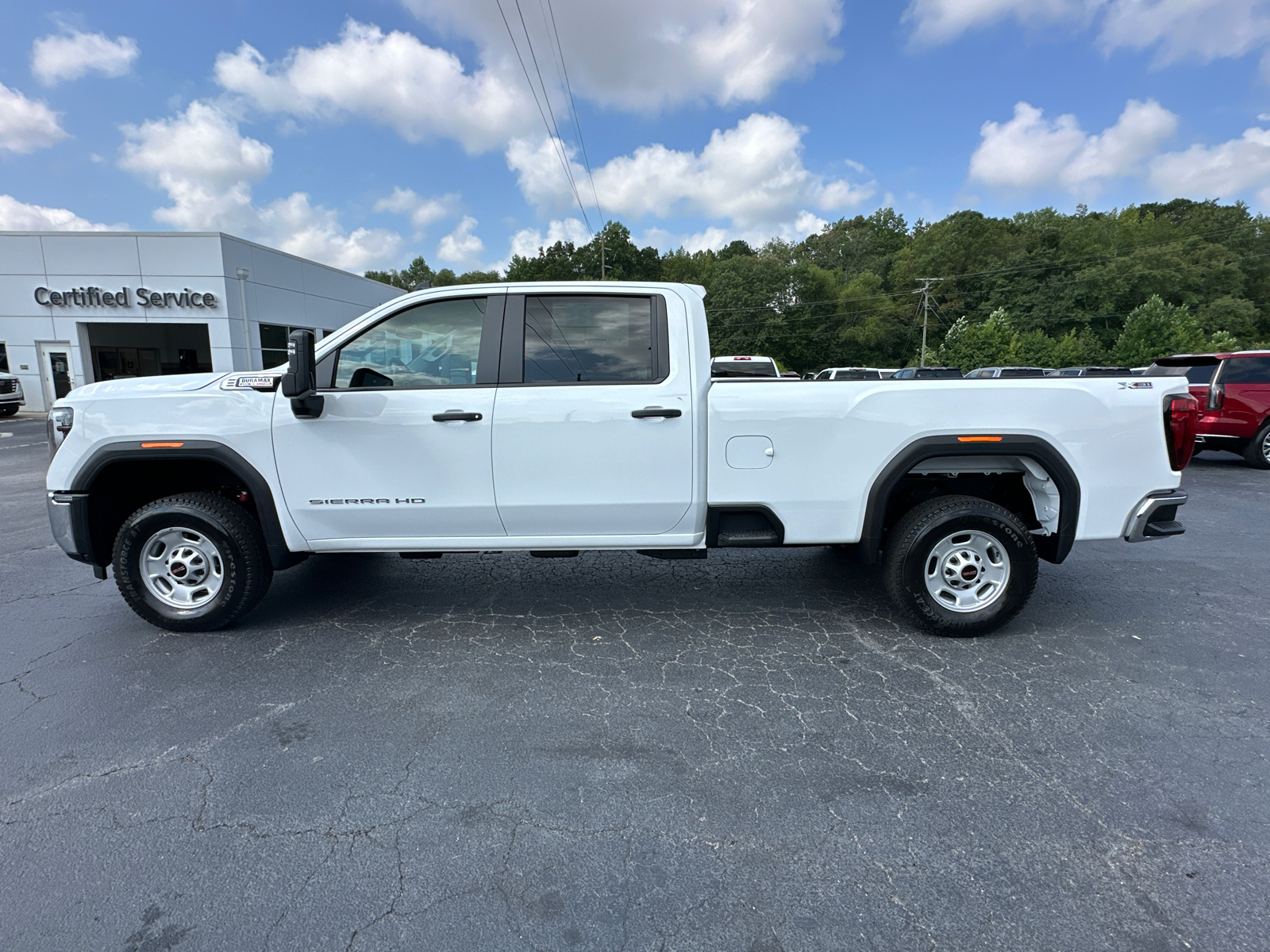 2024 GMC Sierra 2500HD Pro 9