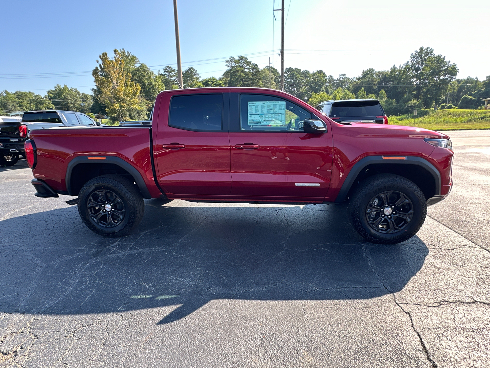 2024 GMC Canyon Elevation 5