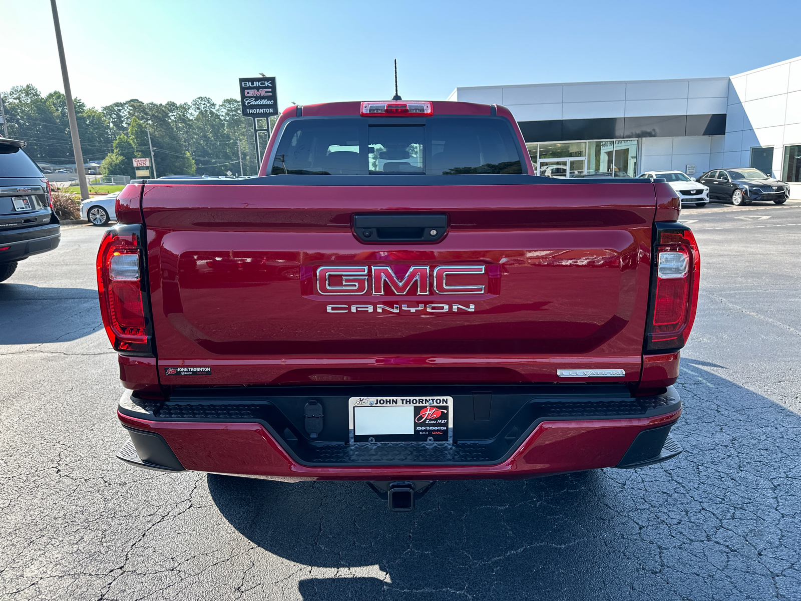 2024 GMC Canyon Elevation 7