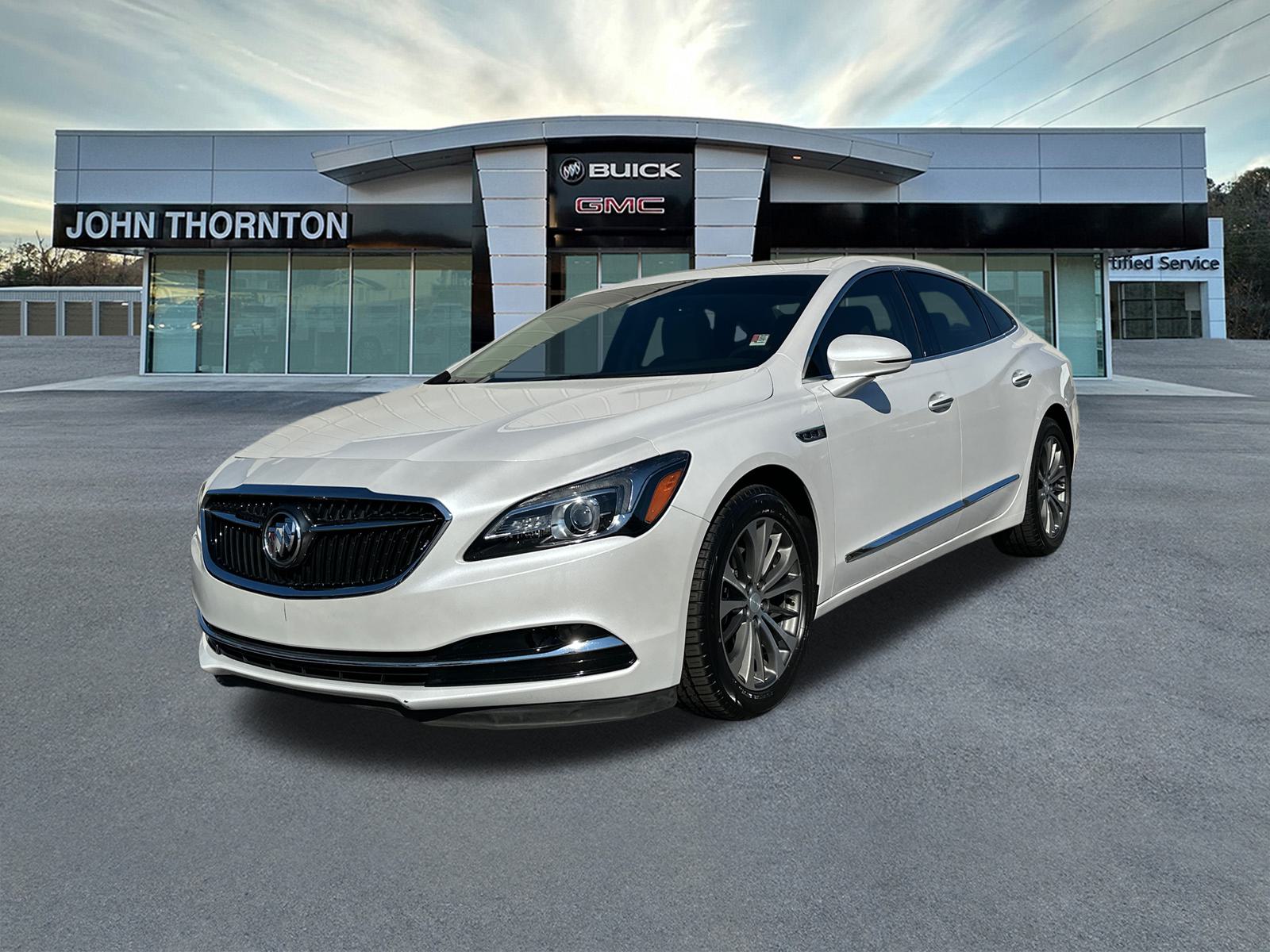 2019 Buick LaCrosse Essence 1