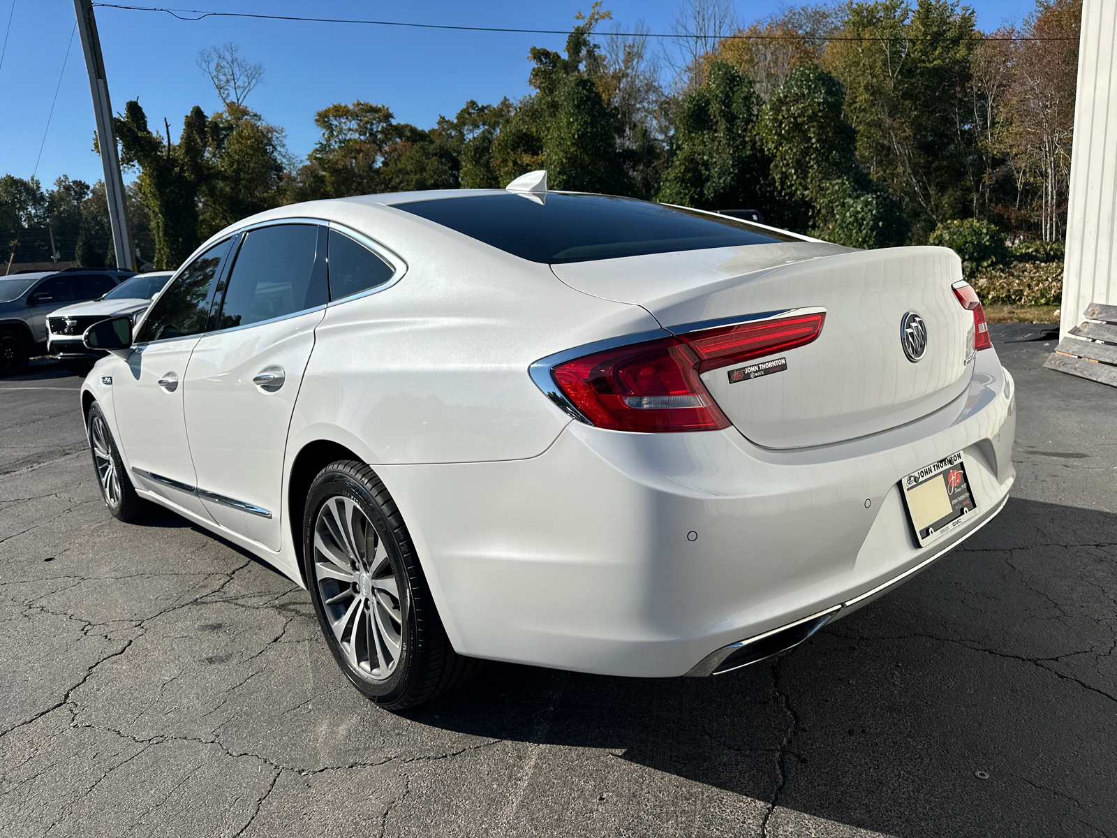 2019 Buick LaCrosse Essence 8