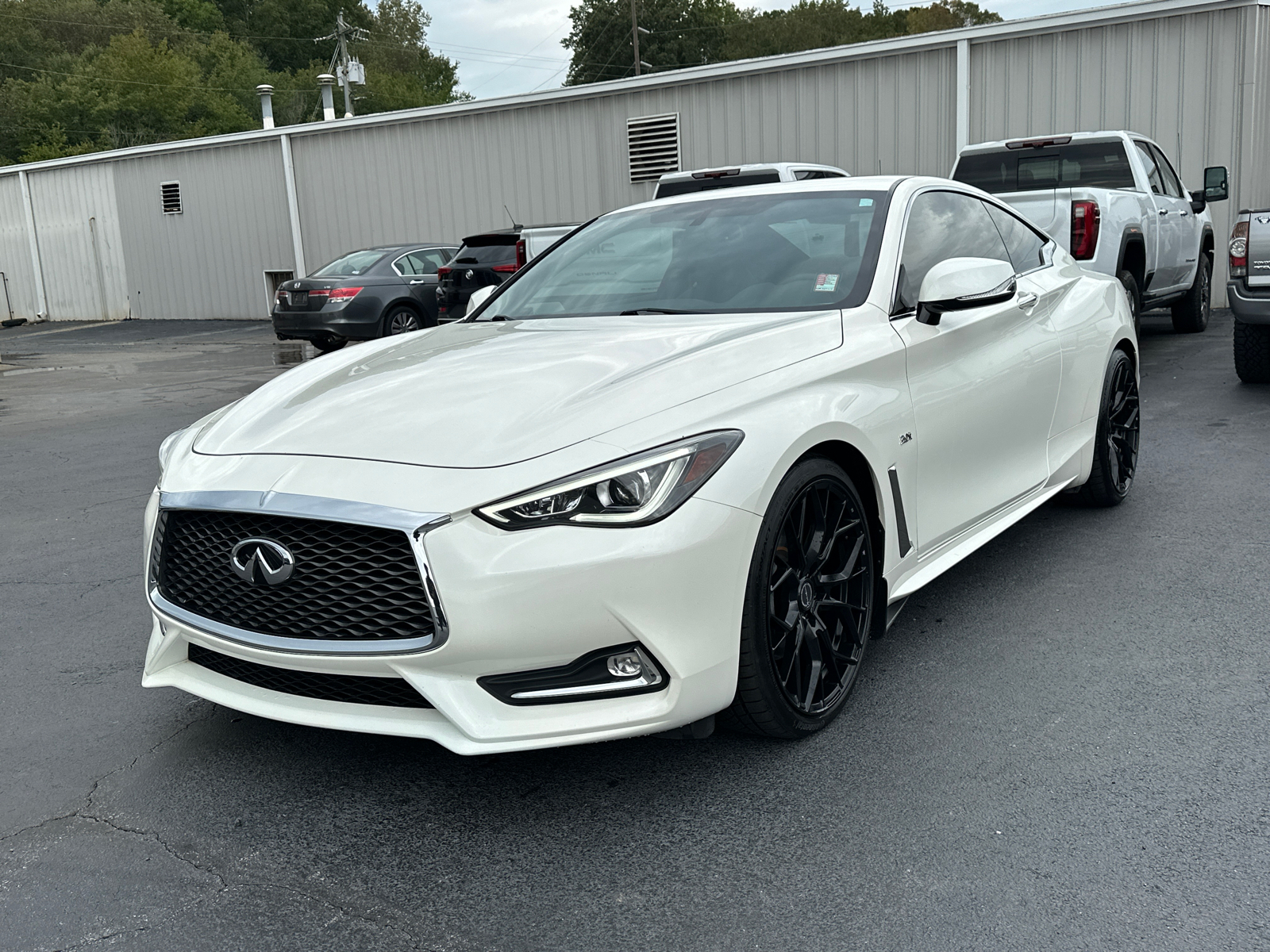 2017 INFINITI Q60 3.0t Premium 2