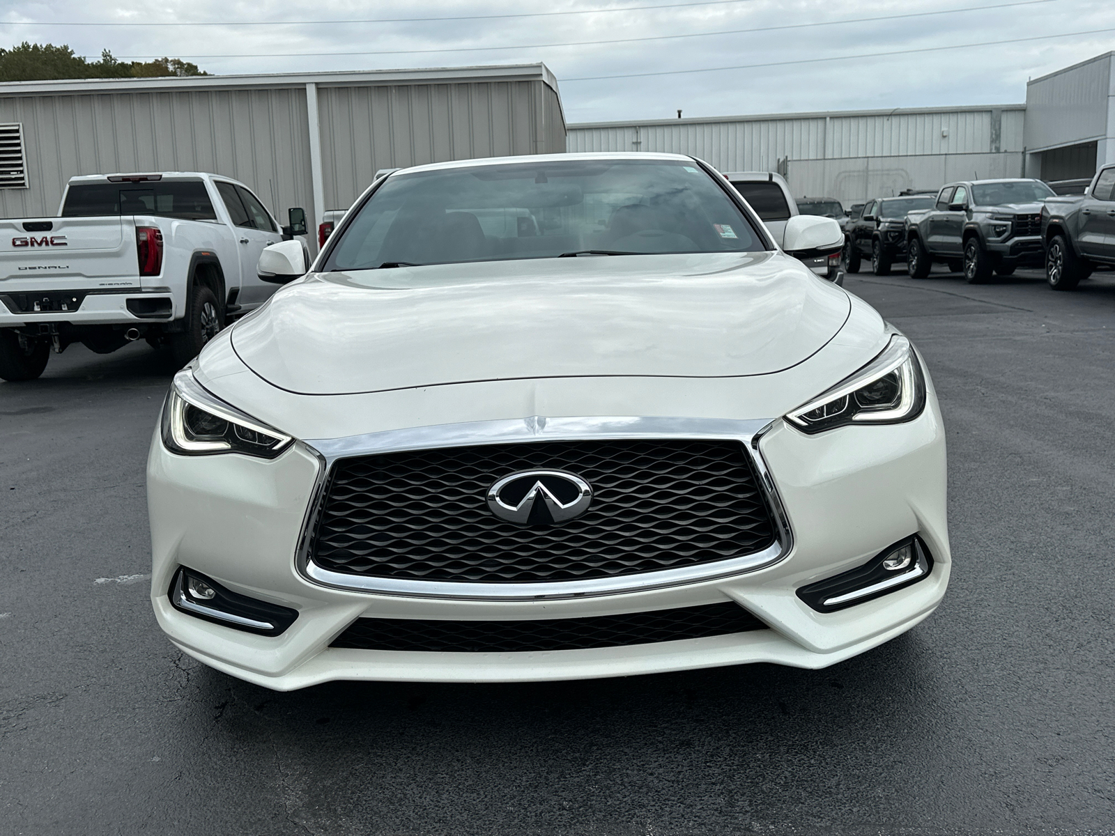 2017 INFINITI Q60 3.0t Premium 3