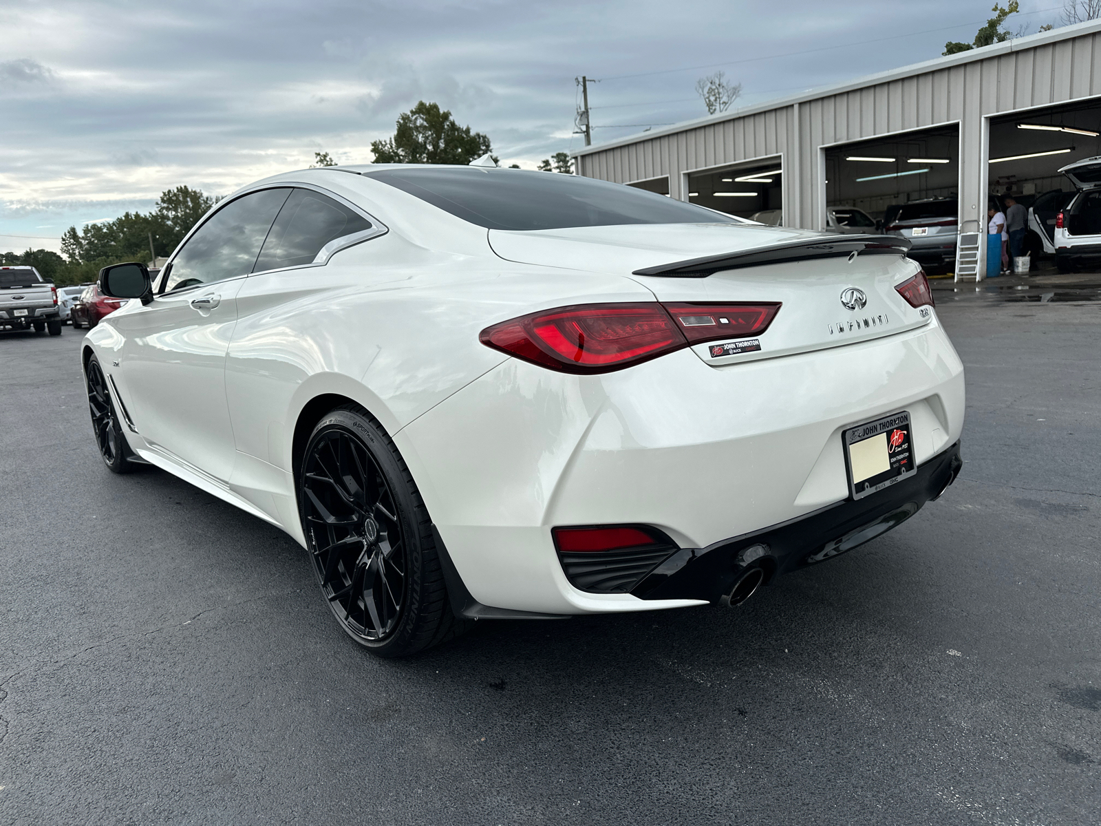 2017 INFINITI Q60 3.0t Premium 8