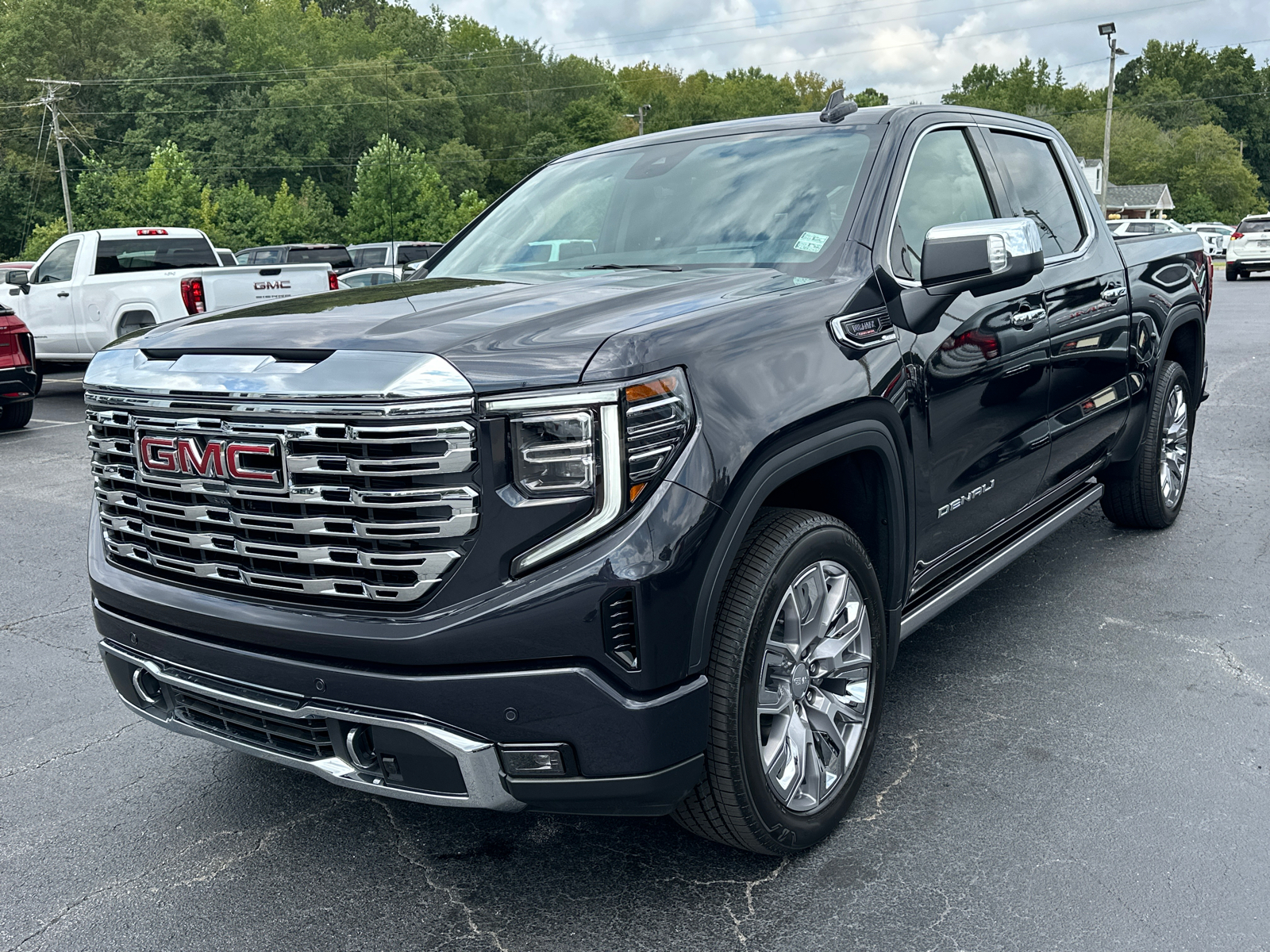 2024 GMC Sierra 1500 Denali 2