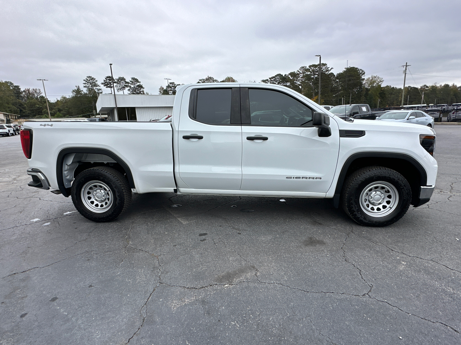 2023 GMC Sierra 1500 Pro 5