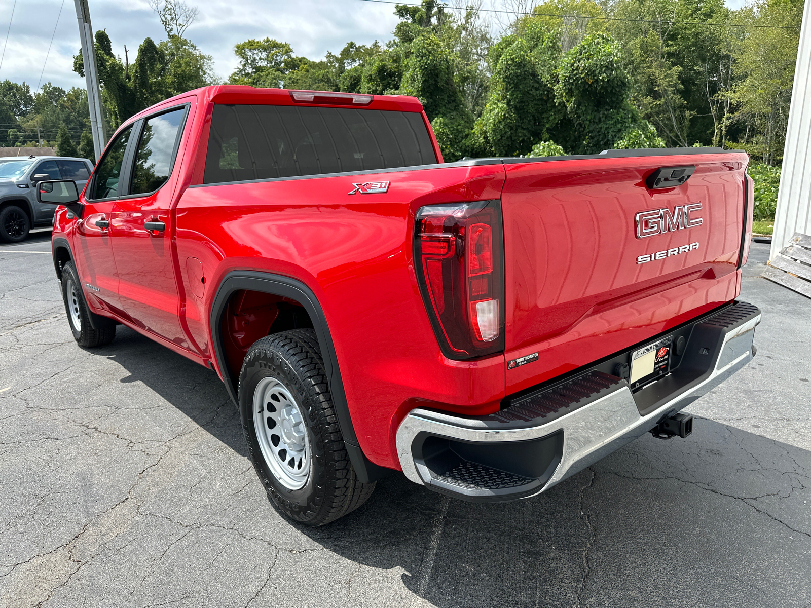 2024 GMC Sierra 1500 Pro 8