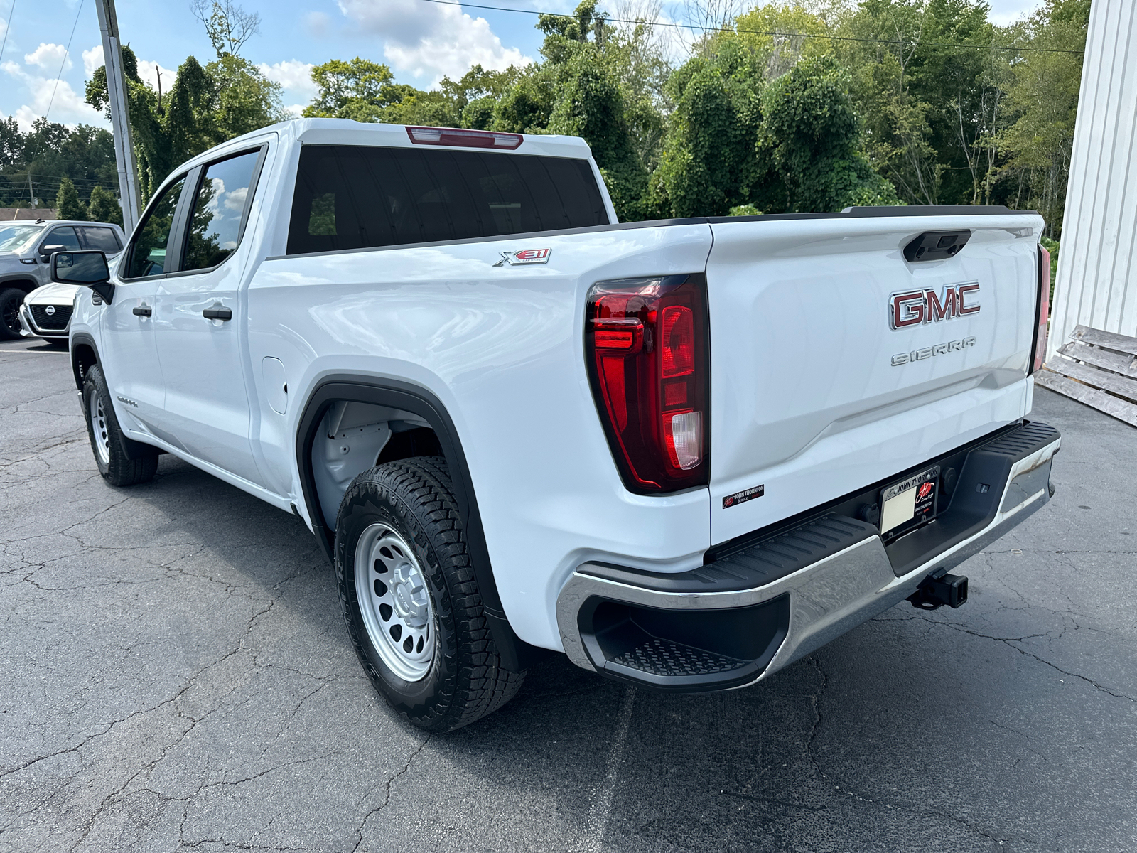 2024 GMC Sierra 1500 Pro 8