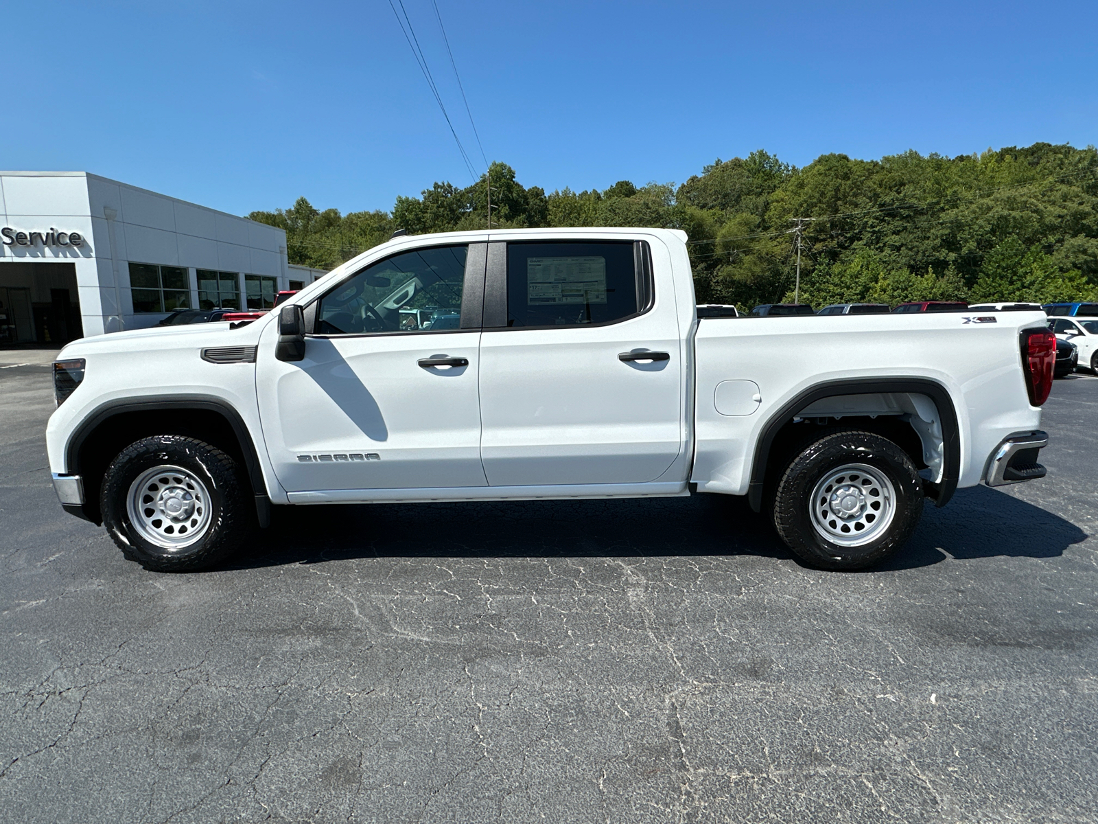 2024 GMC Sierra 1500 Pro 9