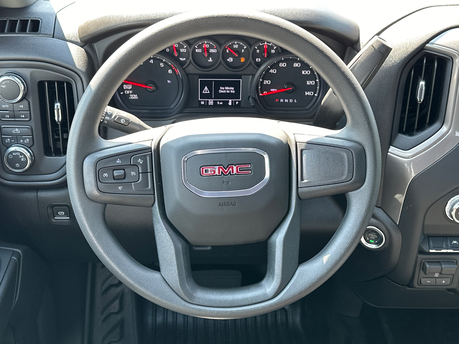 2024 GMC Sierra 1500 Pro 24