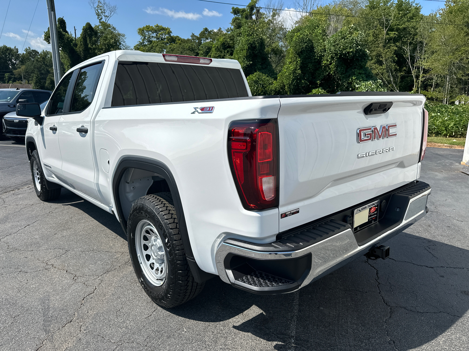 2024 GMC Sierra 1500 Pro 8