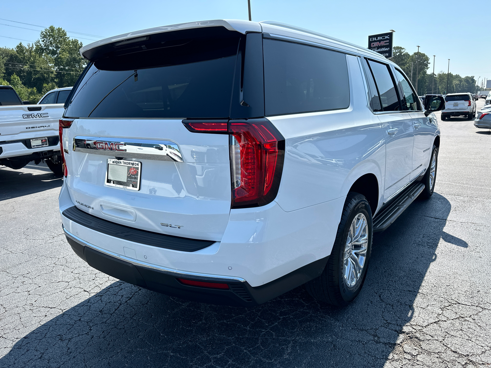 2024 GMC Yukon XL SLT 6