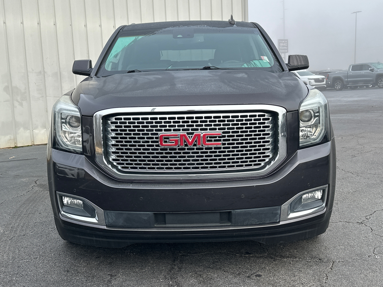 2017 GMC Yukon XL Denali 3