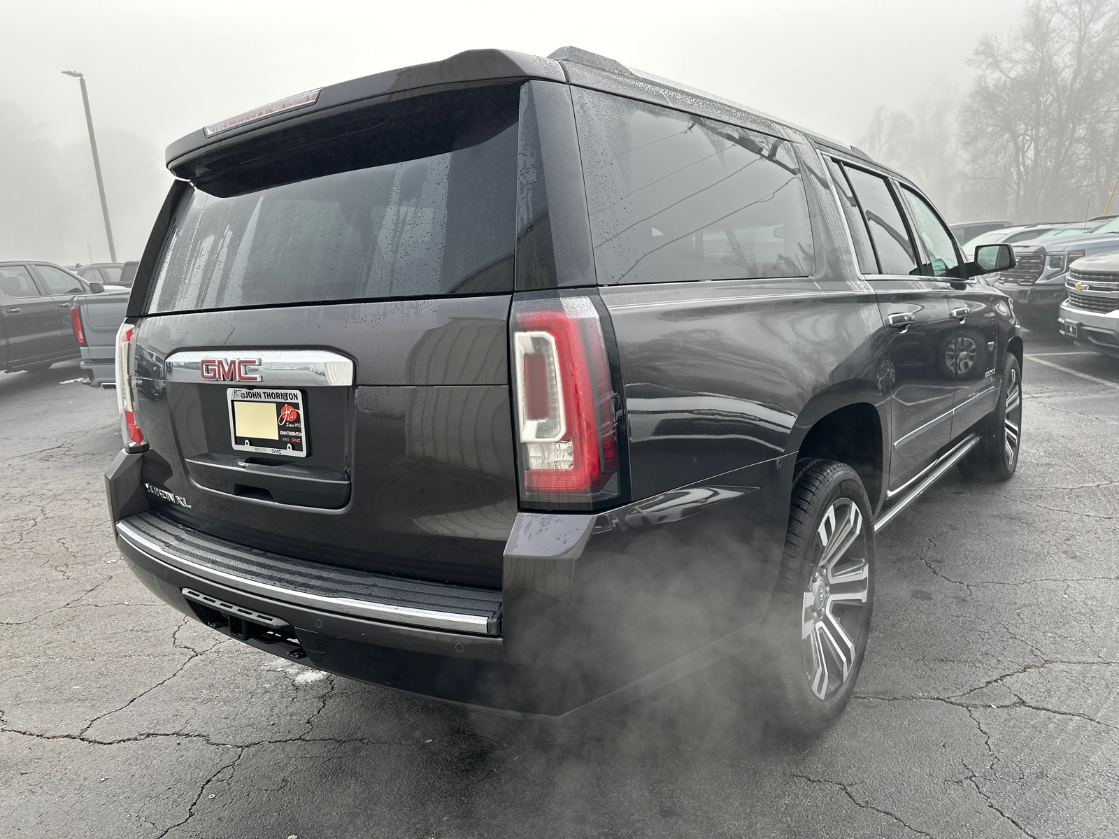 2017 GMC Yukon XL Denali 6