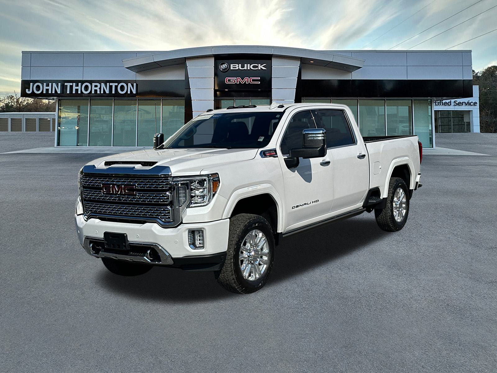 2023 GMC Sierra 2500HD Denali 1