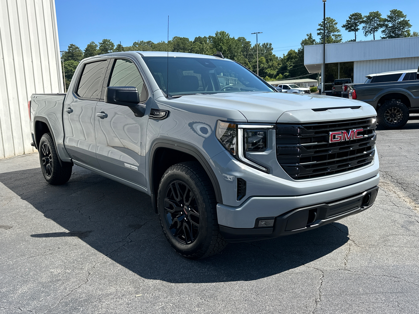 2024 GMC Sierra 1500 Elevation 5