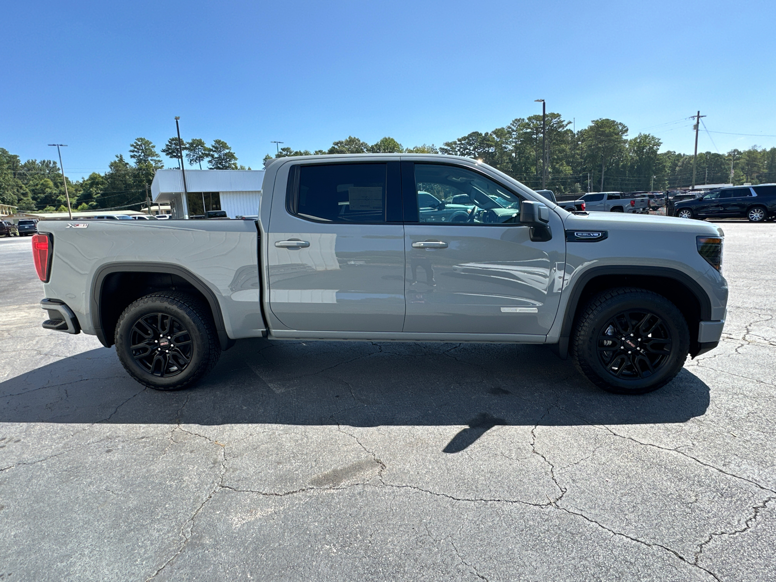 2024 GMC Sierra 1500 Elevation 6