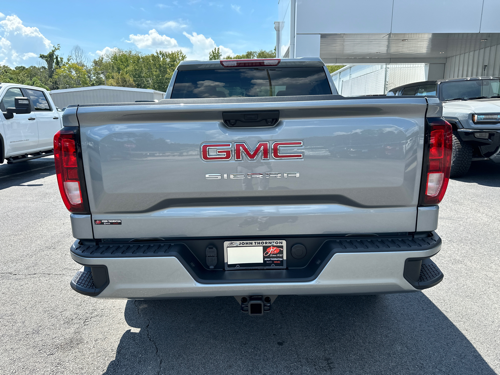 2024 GMC Sierra 1500 Pro 8