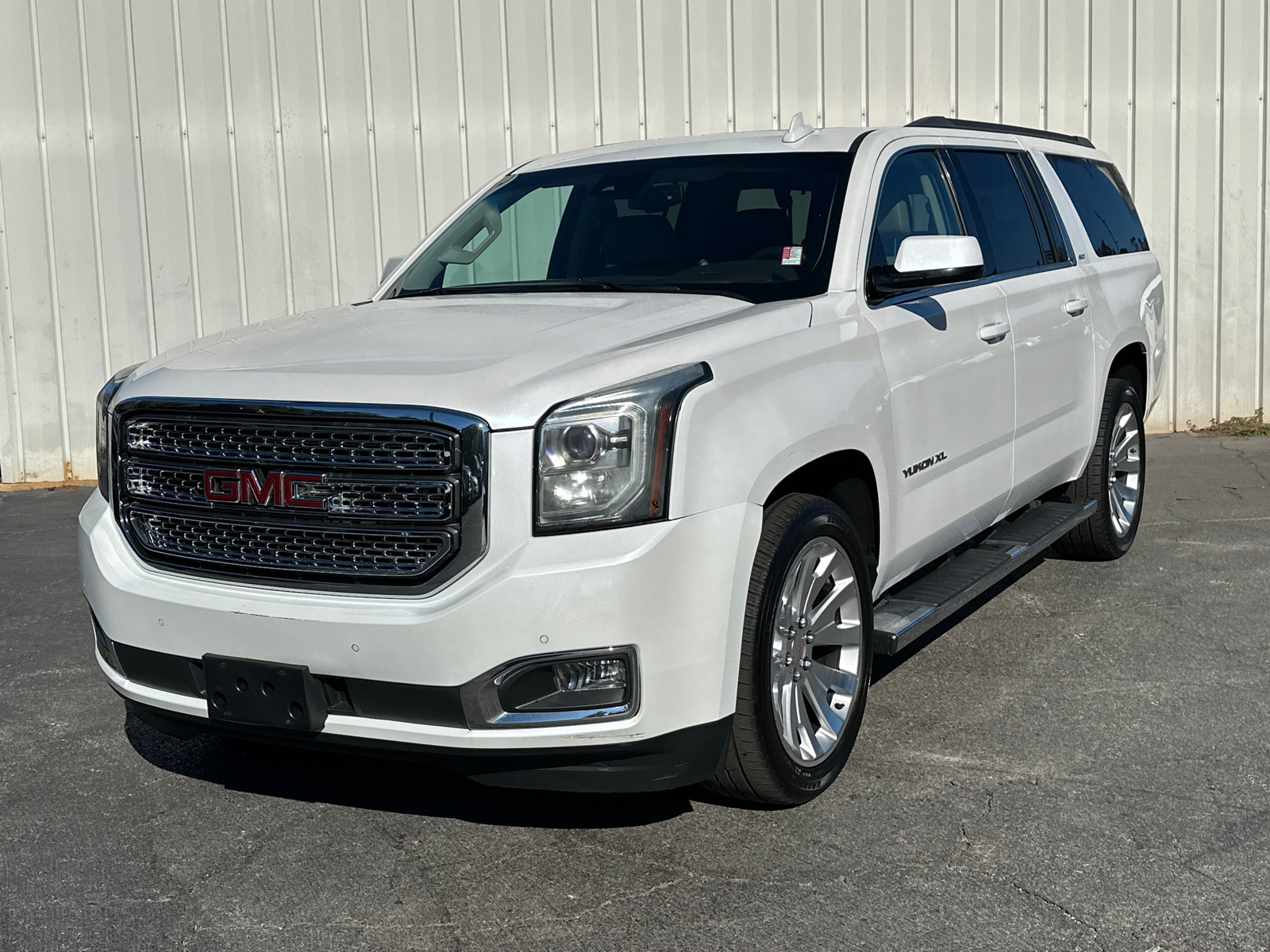 2016 GMC Yukon XL SLT 2