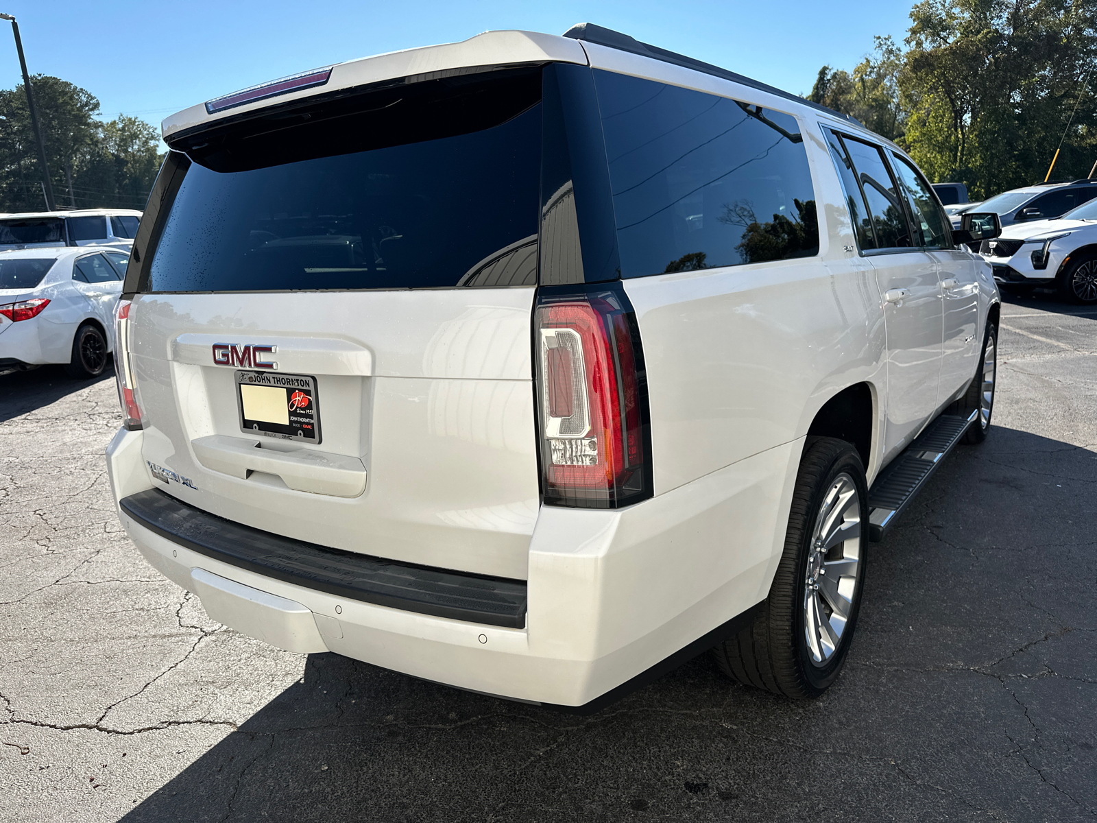 2016 GMC Yukon XL SLT 6