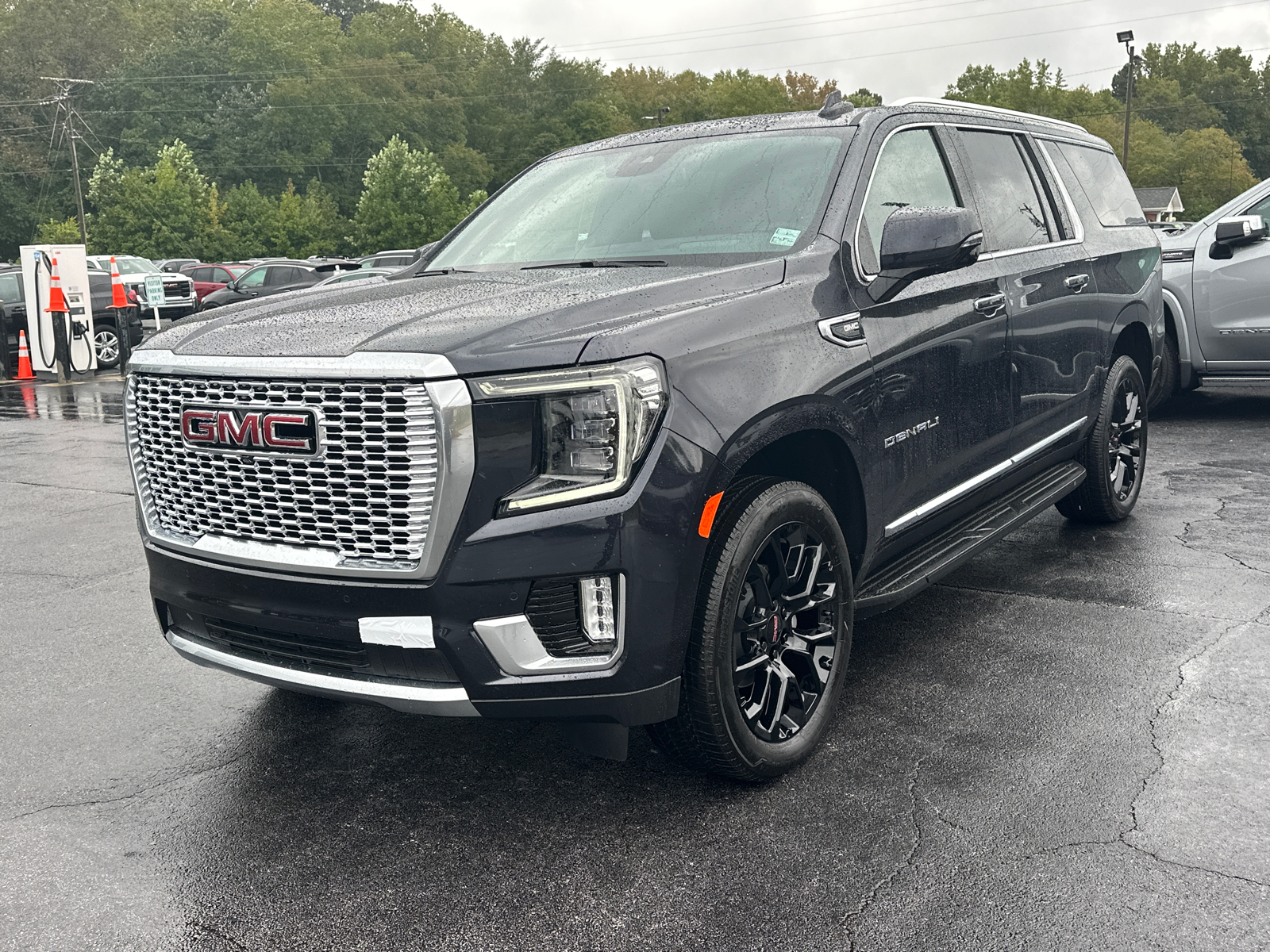 2024 GMC Yukon XL Denali 2