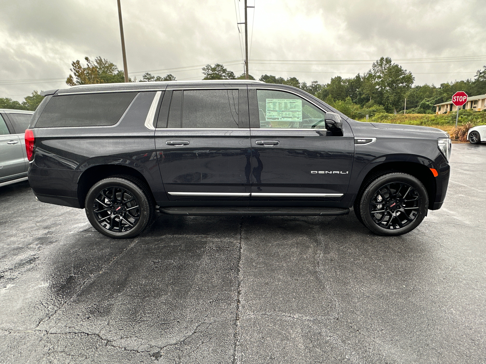 2024 GMC Yukon XL Denali 5