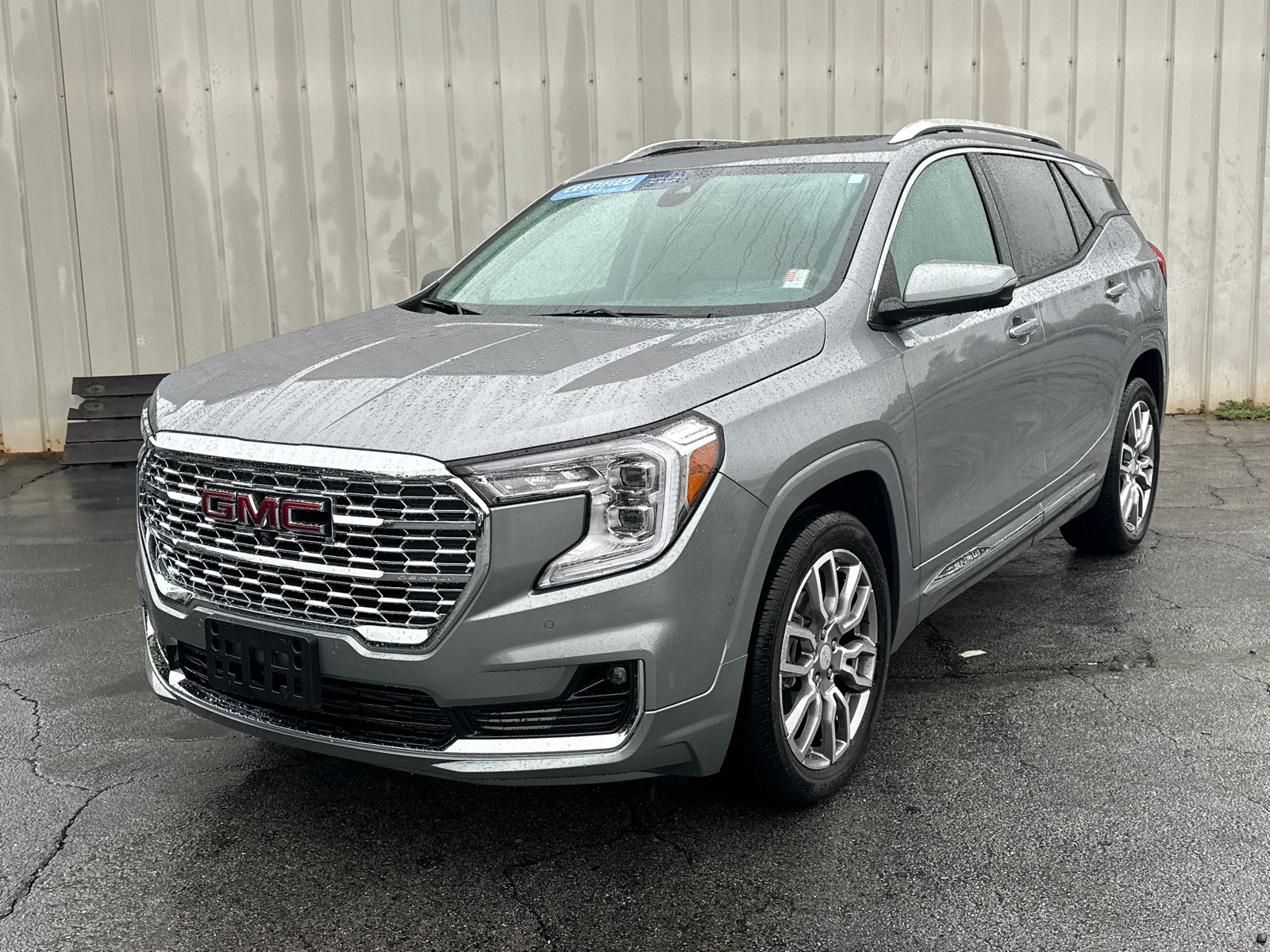 2024 GMC Terrain Denali 2