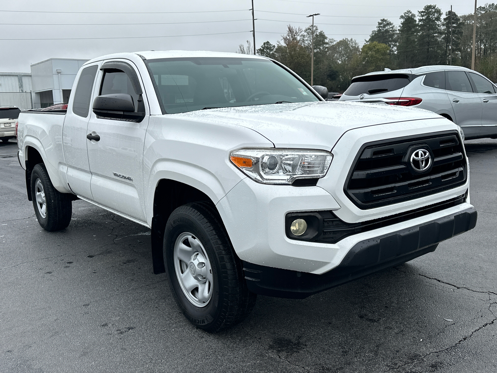 2017 Toyota Tacoma SR 5