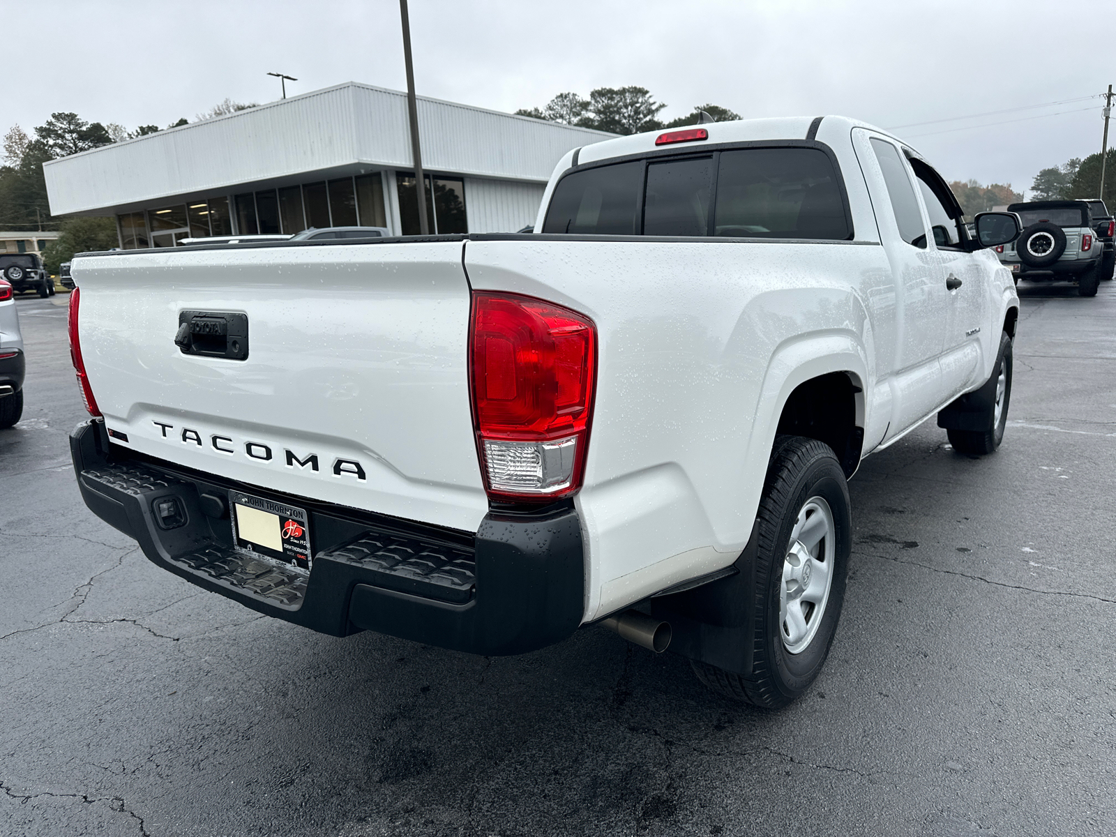 2017 Toyota Tacoma SR 7