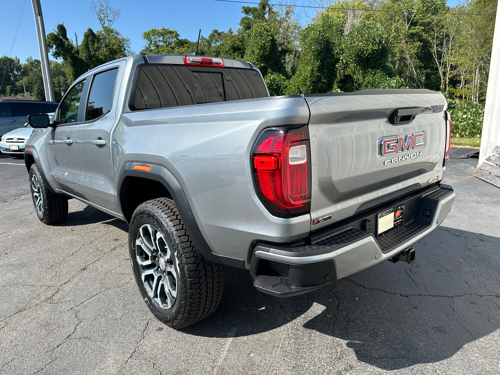 2024 GMC Canyon AT4 8