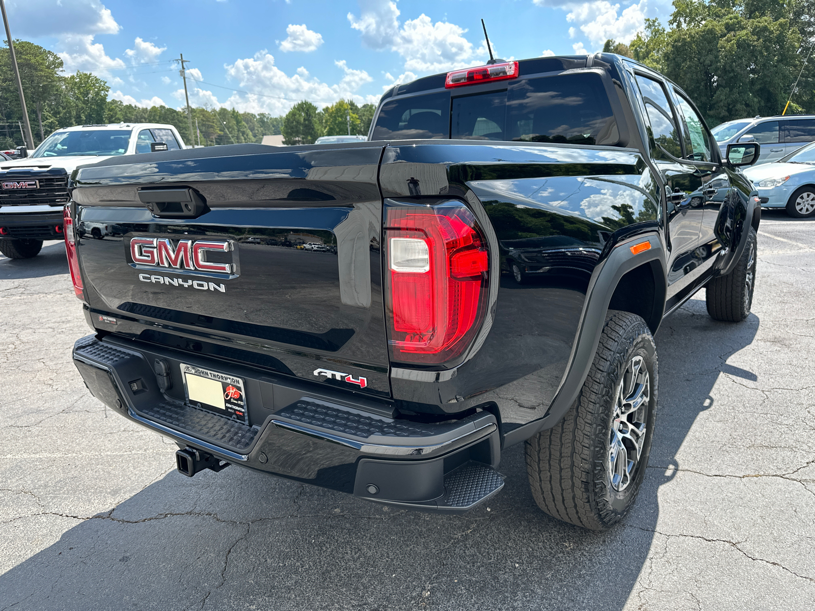 2024 GMC Canyon AT4 6