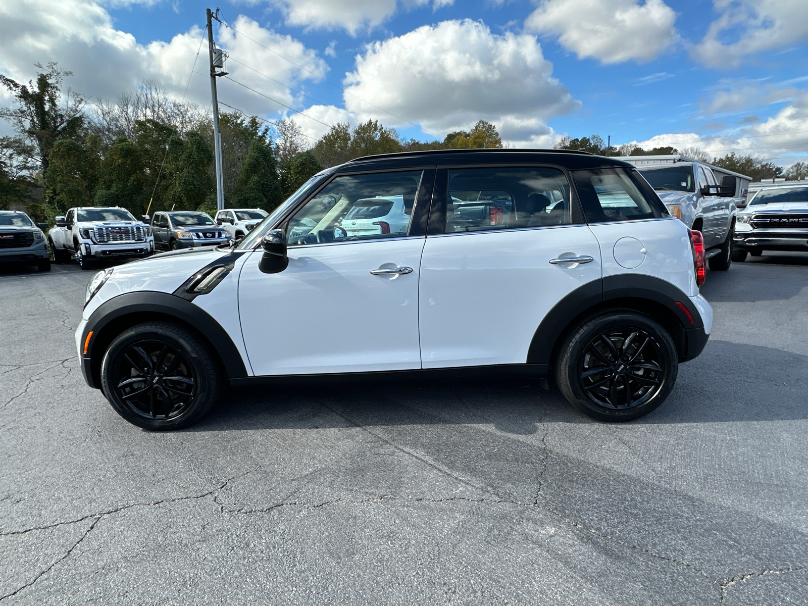 2015 MINI Cooper Countryman Base 9