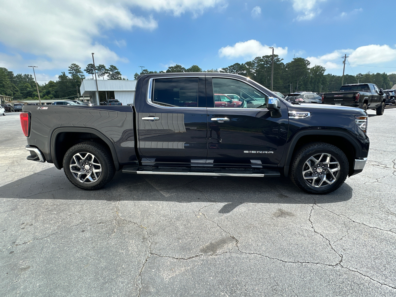 2024 GMC Sierra 1500 SLT 5