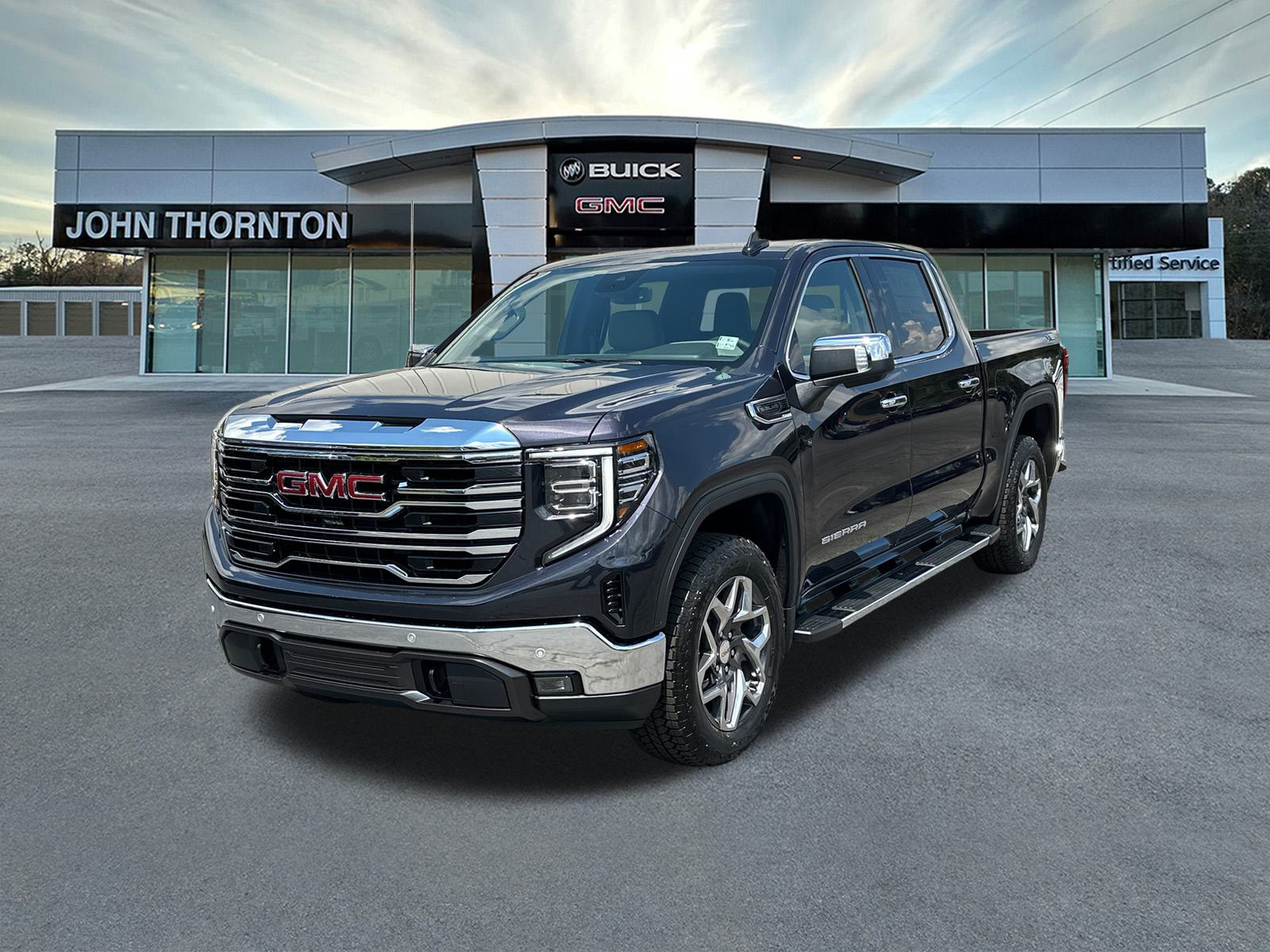 2024 GMC Sierra 1500 SLT 2