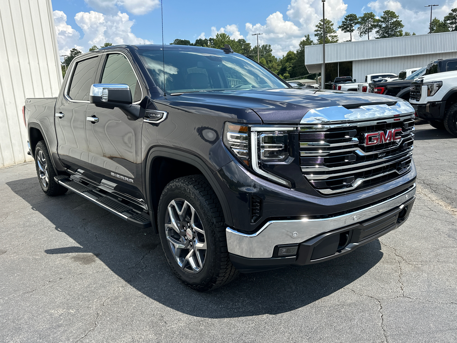 2024 GMC Sierra 1500 SLT 5