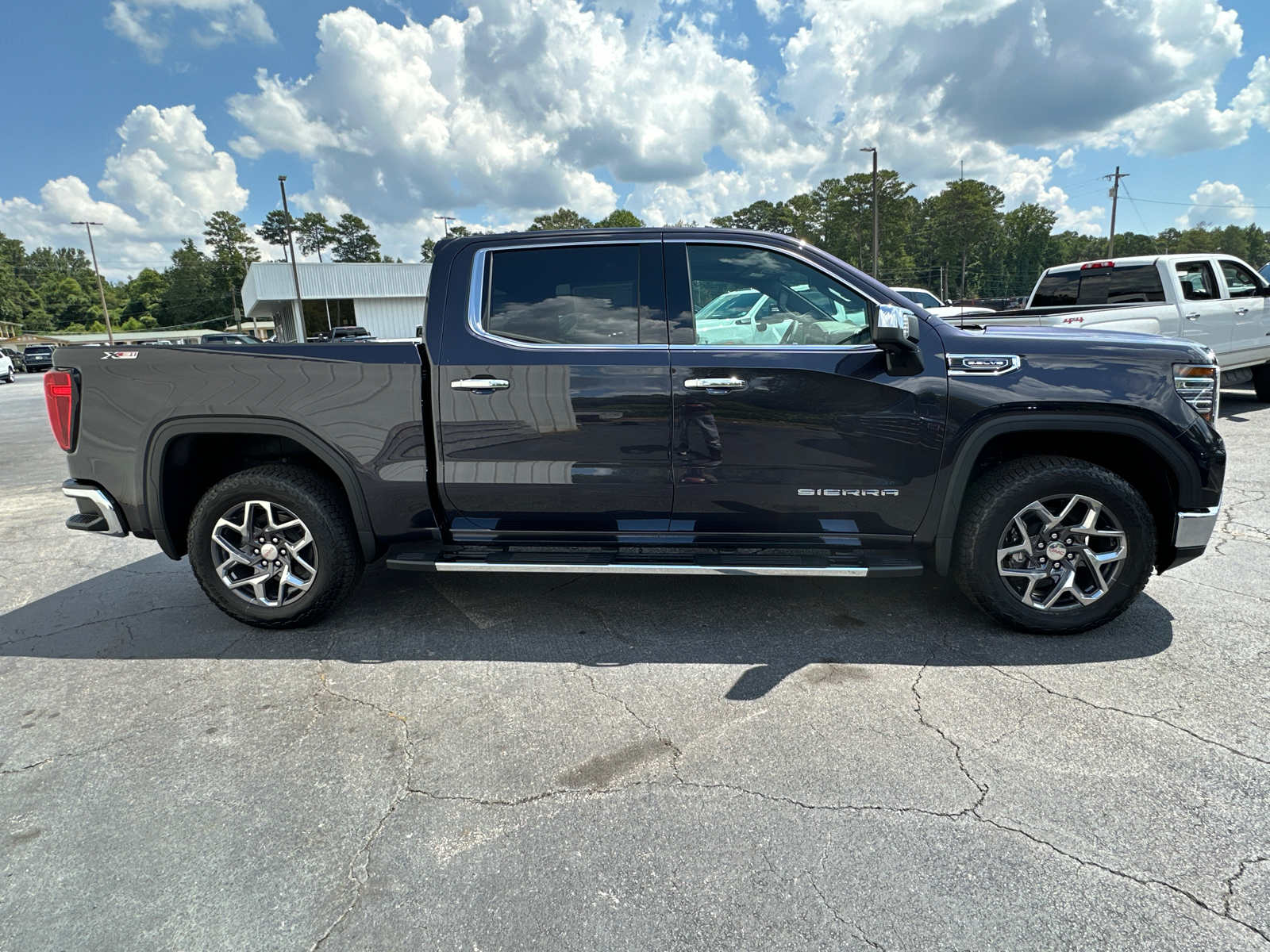 2024 GMC Sierra 1500 SLT 6