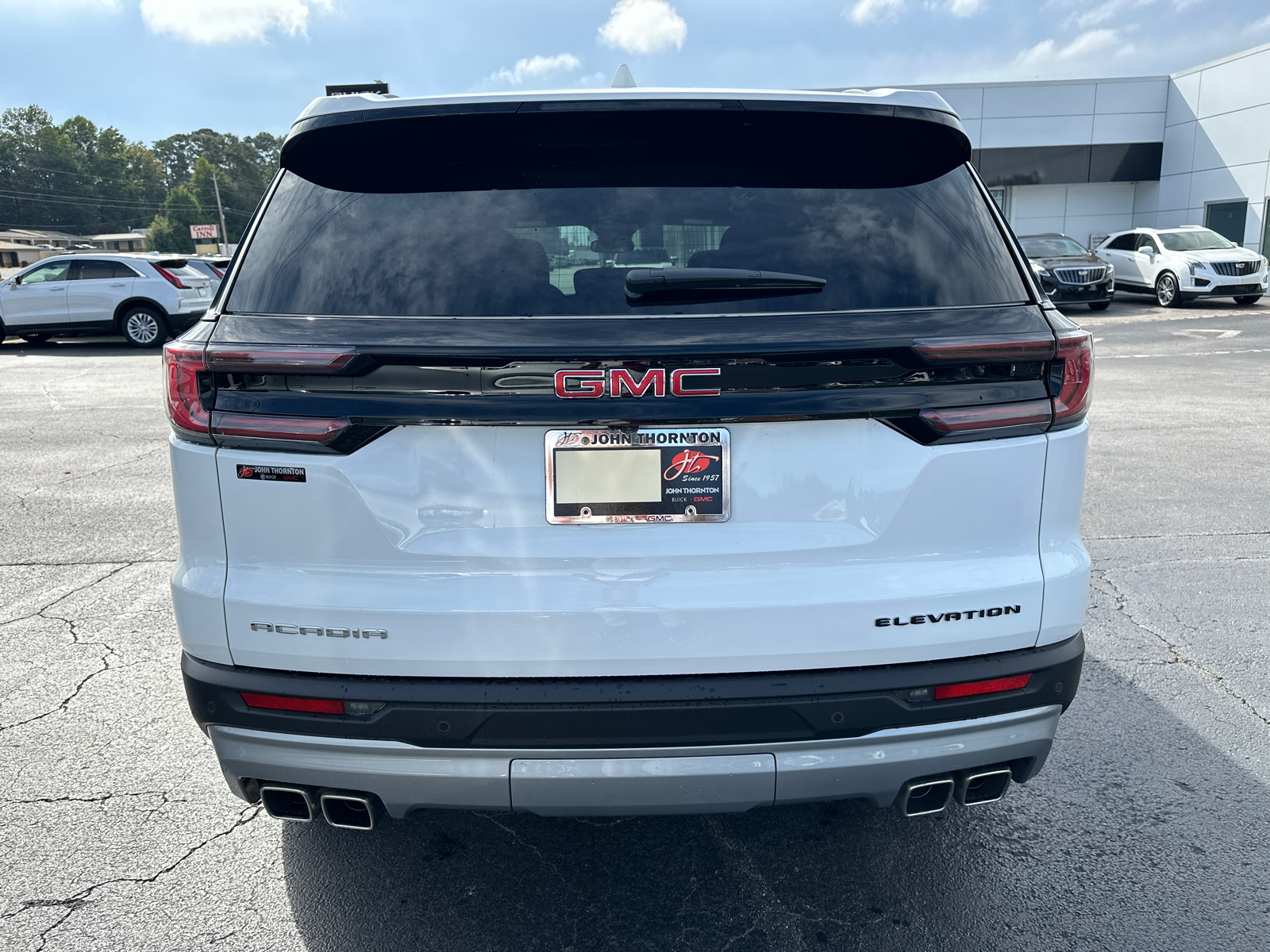 2024 GMC Acadia Elevation 8