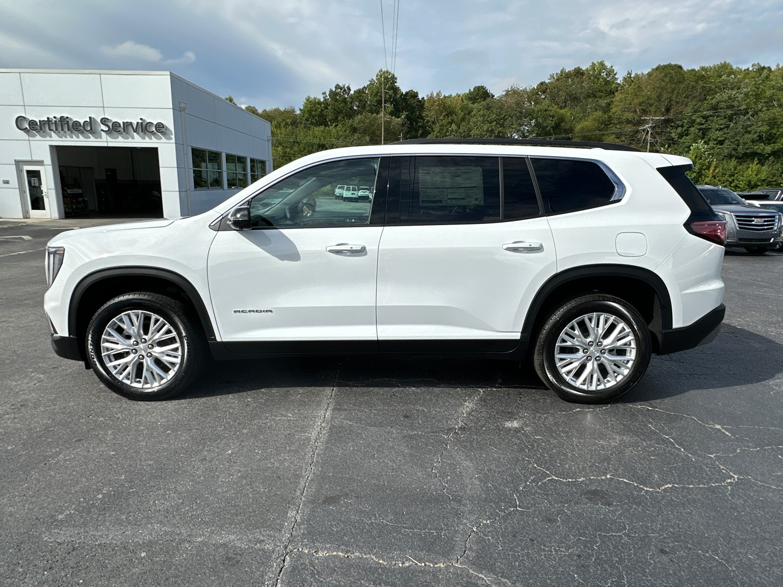 2024 GMC Acadia Elevation 10