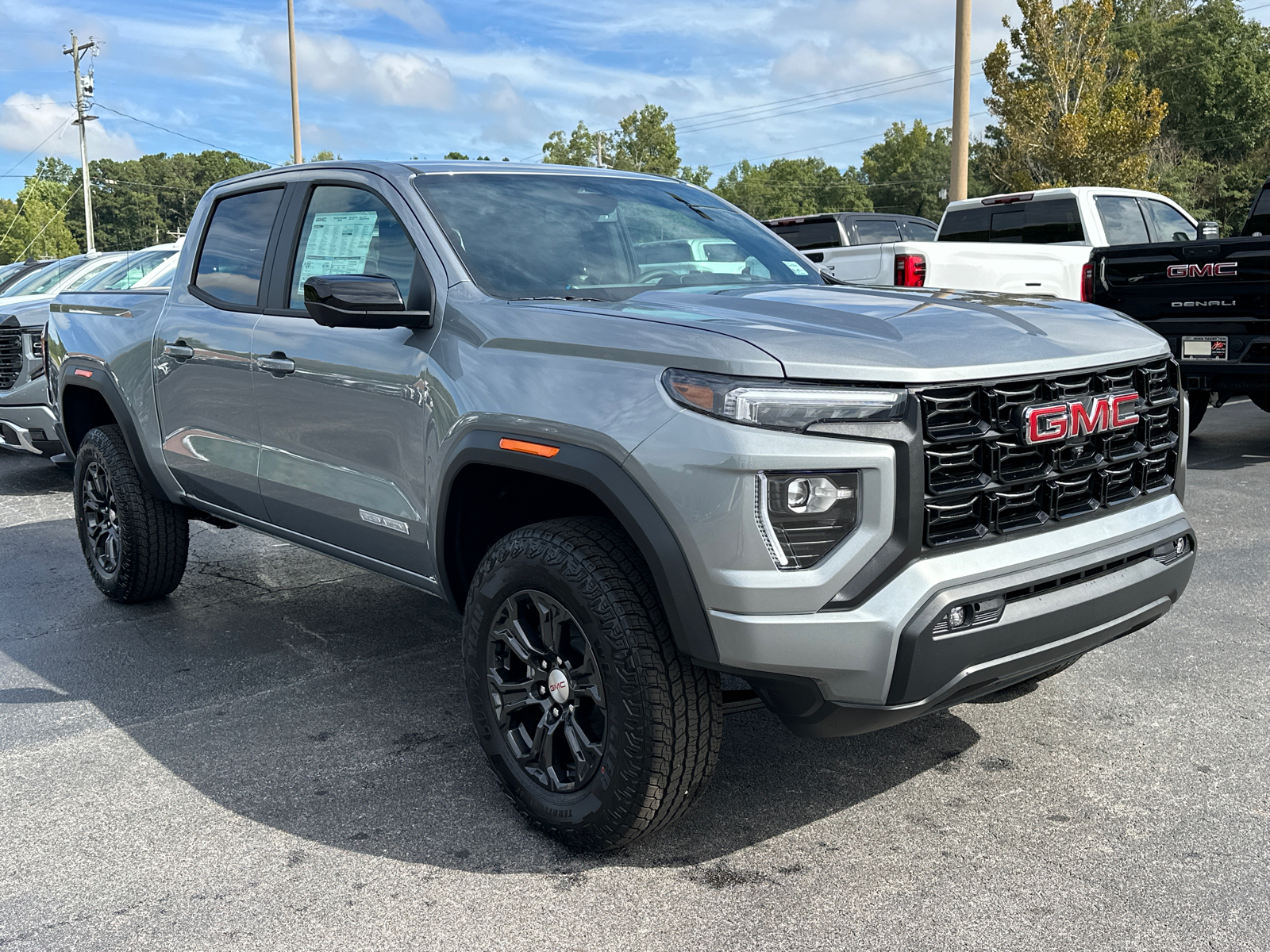 2024 GMC Canyon Elevation 4