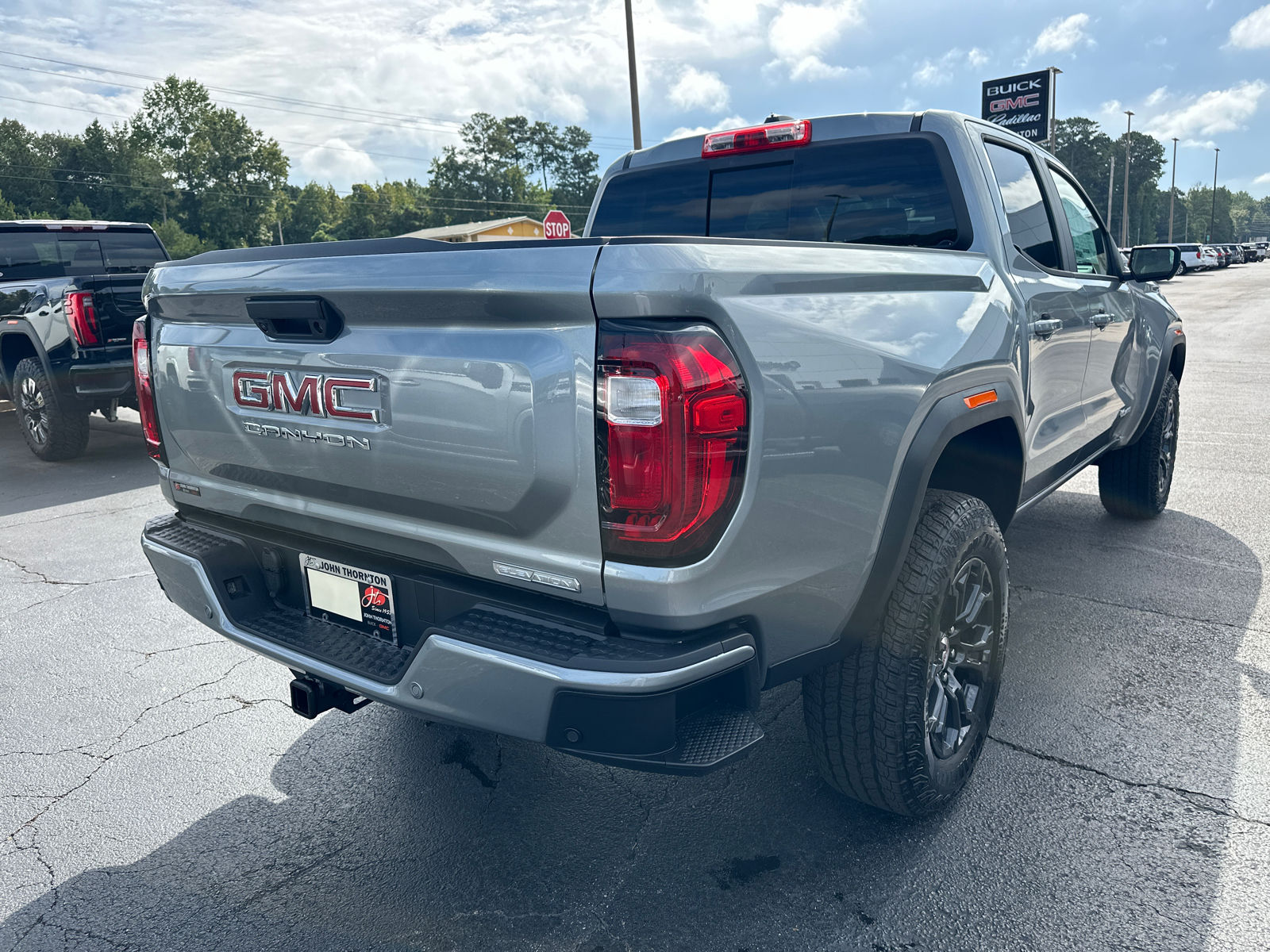 2024 GMC Canyon Elevation 6