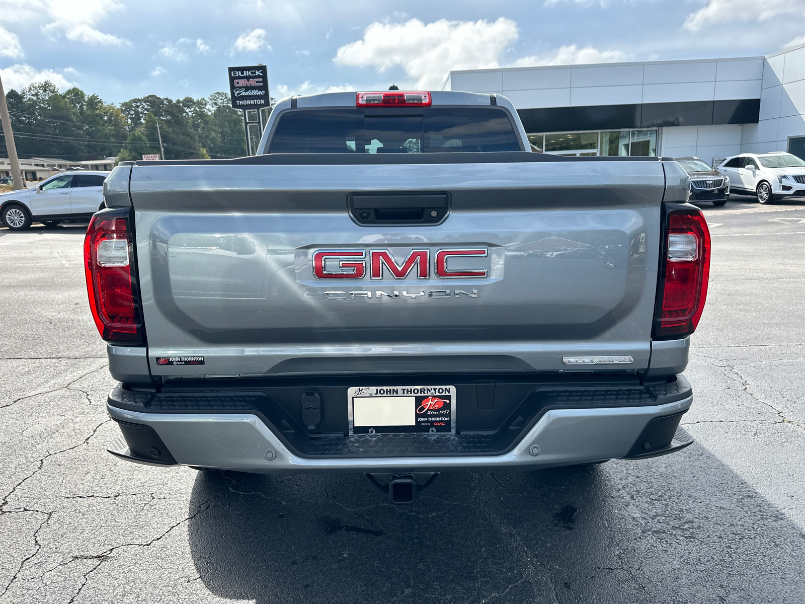 2024 GMC Canyon Elevation 7