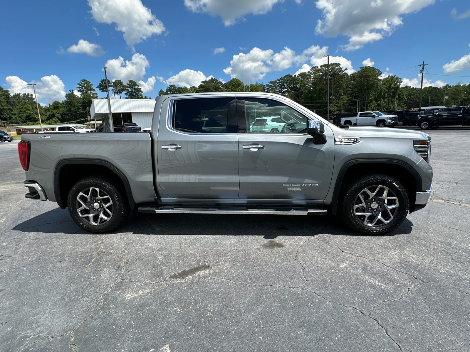 2024 GMC Sierra 1500 SLT 5