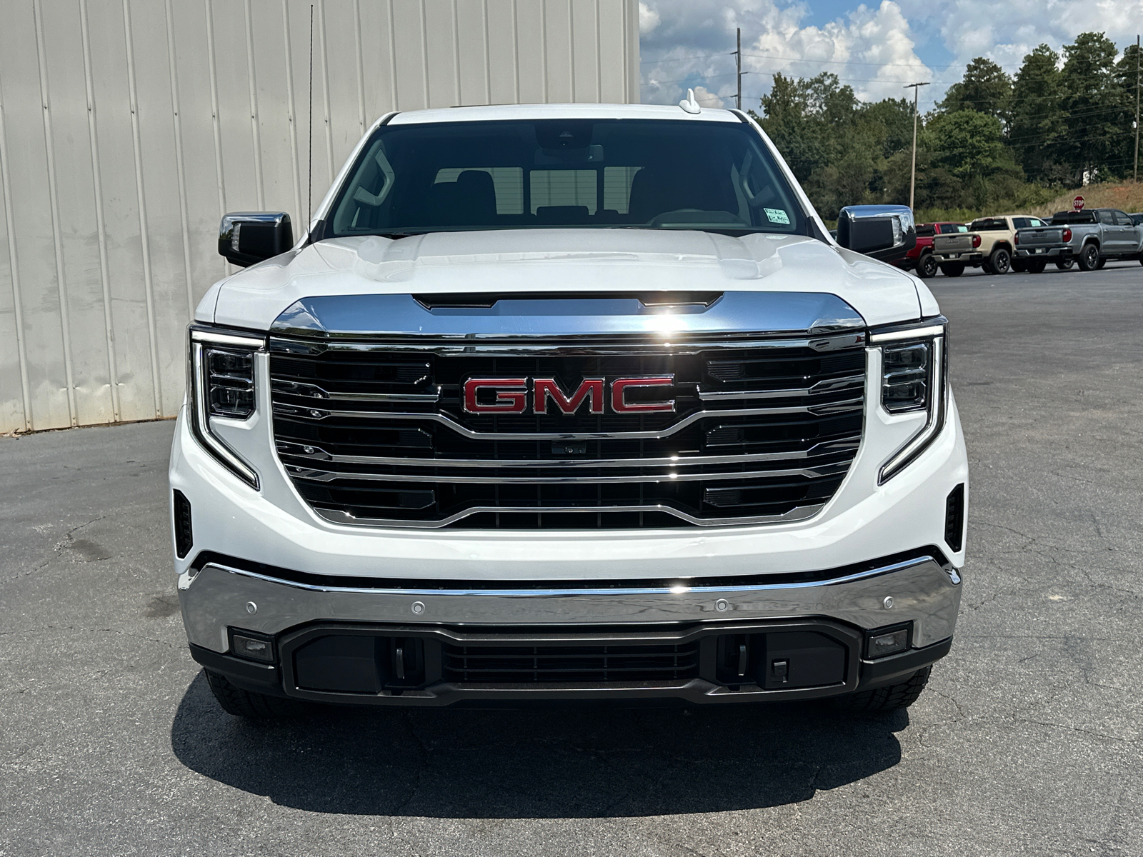 2024 GMC Sierra 1500 SLT 4