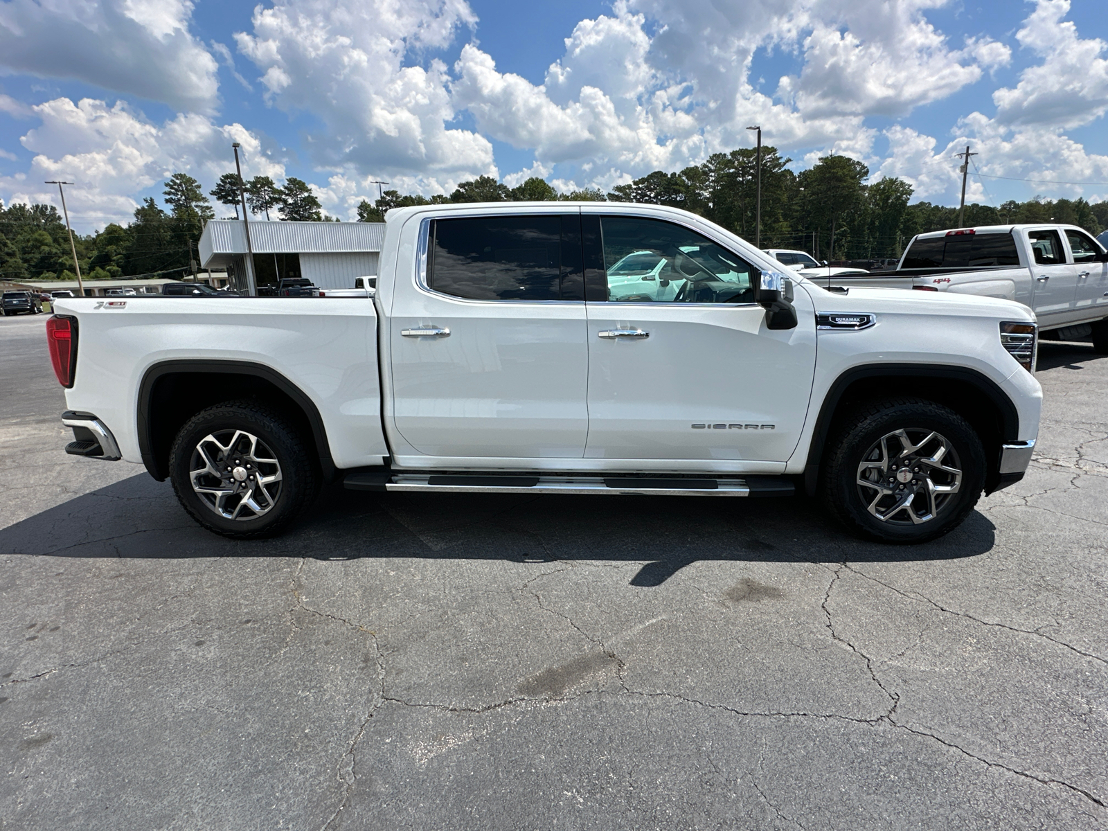 2024 GMC Sierra 1500 SLT 6