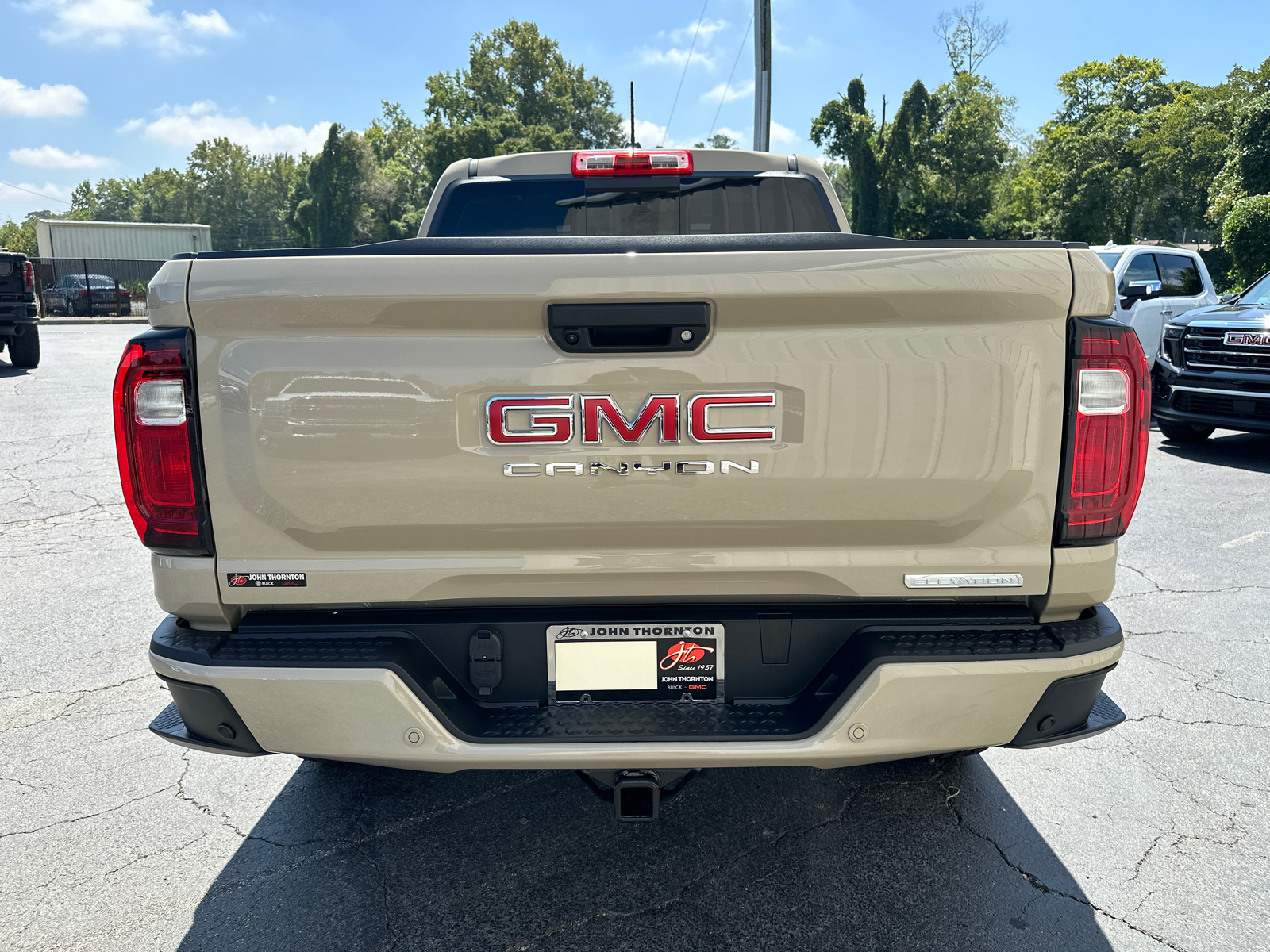 2024 GMC Canyon Elevation 7