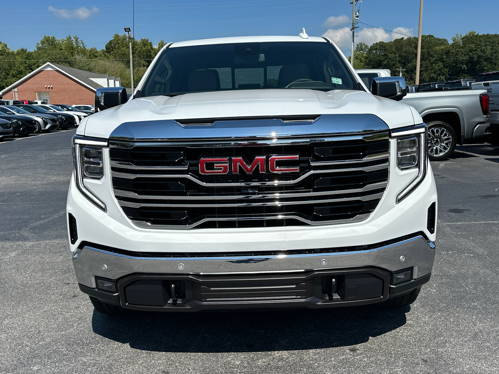 2024 GMC Sierra 1500 SLT 4