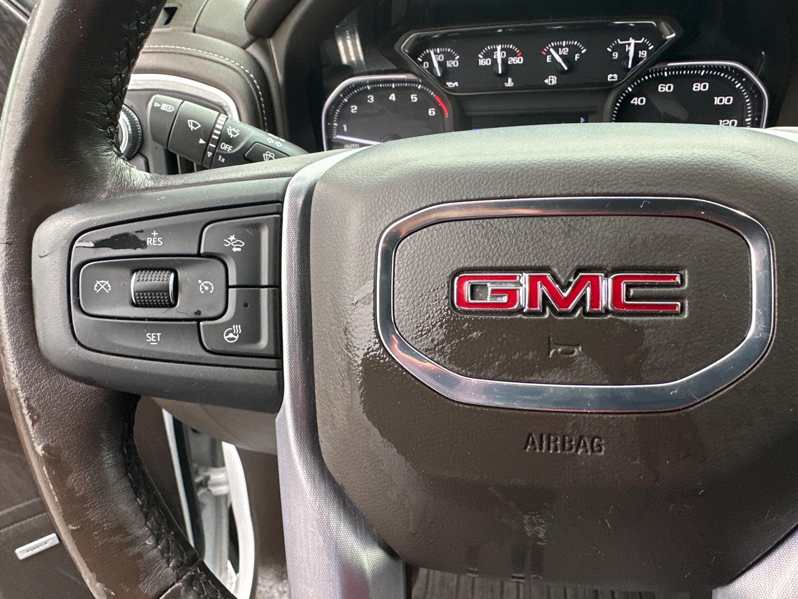 2021 GMC Sierra 1500 SLT 26