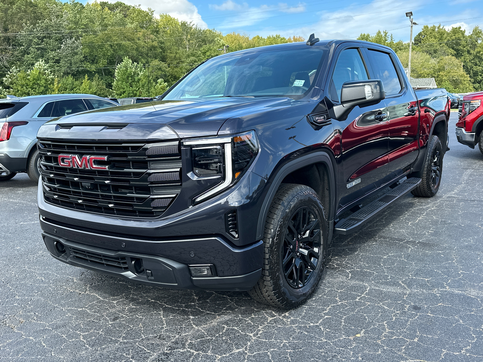 2024 GMC Sierra 1500 Elevation 3