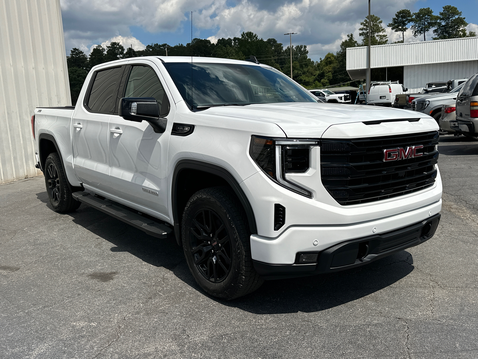 2024 GMC Sierra 1500 Elevation 4